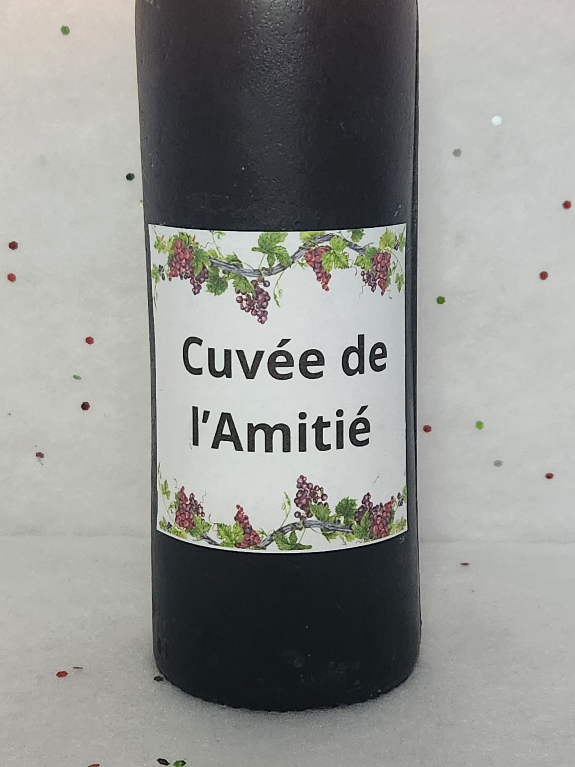 Bougie bouteille de vin étiquette cuvée de l'amitié