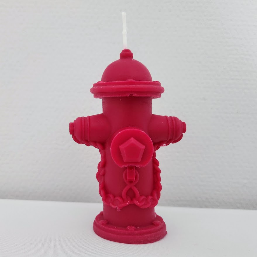Cadeau original la bougie borne incendie rouge 10 cm
