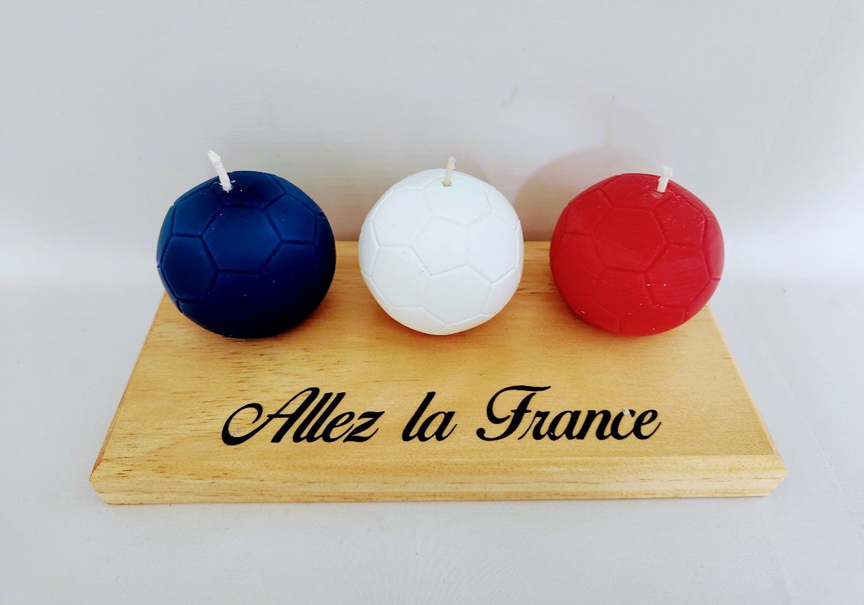 Bougies ballon de foot tricolores sur socle allez la france
