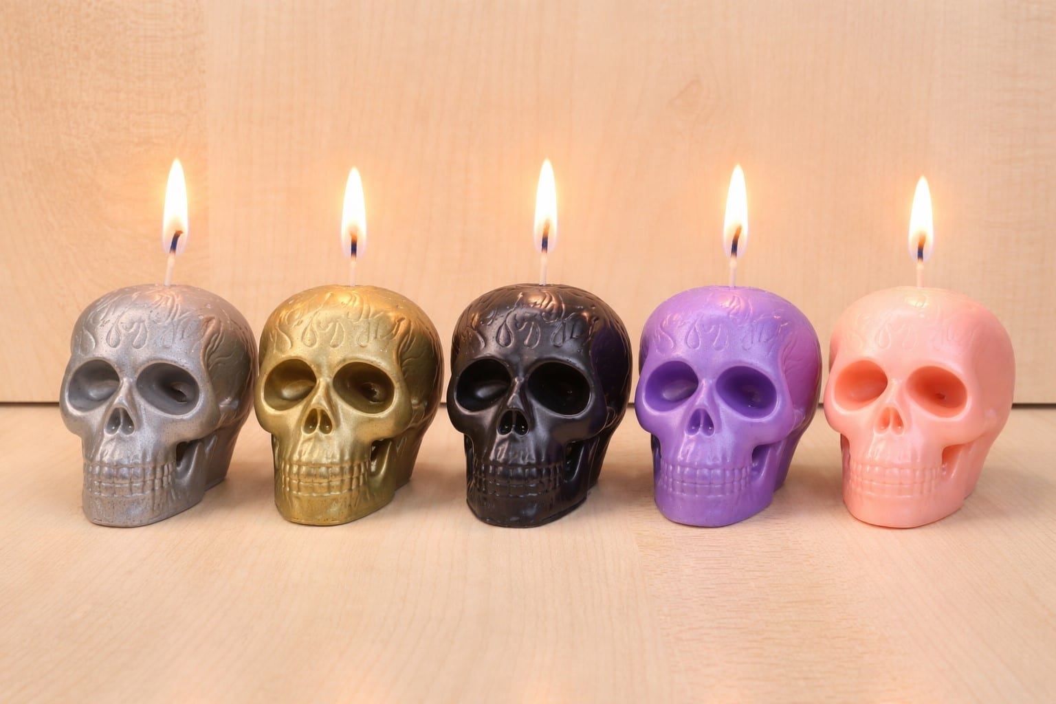 Bougies têtes de mort colorées en cire végétale artisanale
