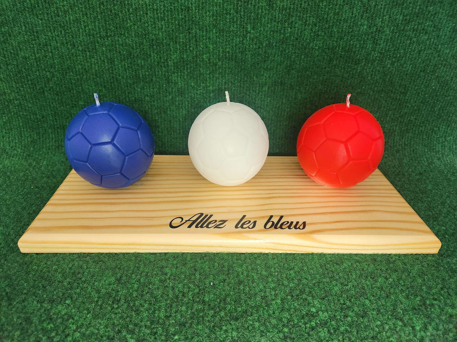 Bougies foot bleu blanc rouge allez les bleus Bougies ballons de foot bleu blanc rouge