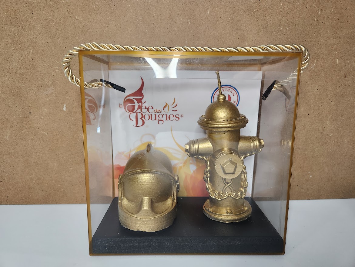 Coffret casque de pompier doré et bougie borne d'incendie dorée coffret bougie borne incendie et casque en cire doré