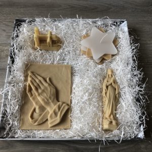 Coffret religieux - statues de cire et bougie étoile