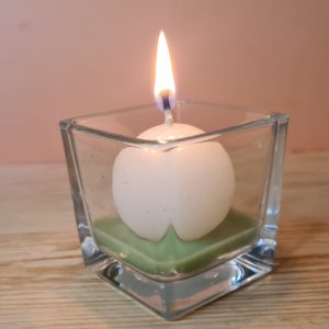 Bougie balle de golf verrine