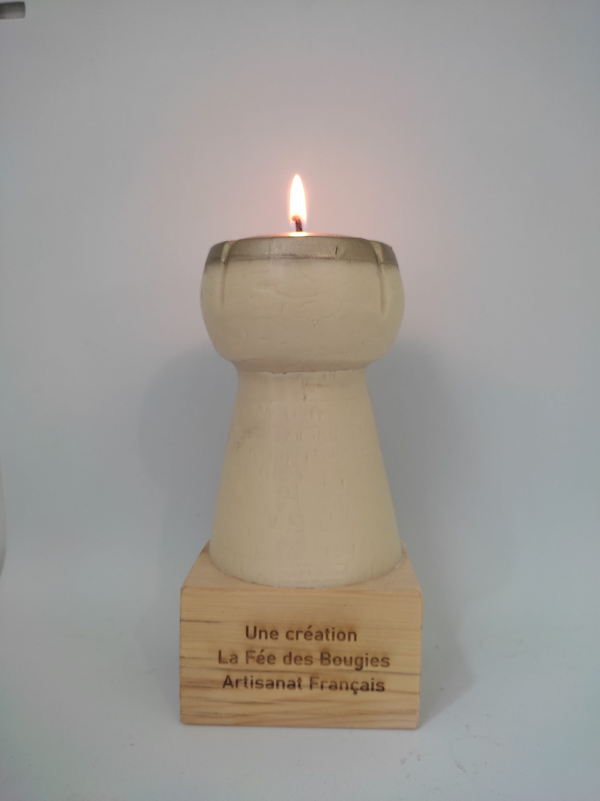 bouchon de champagne sur socle