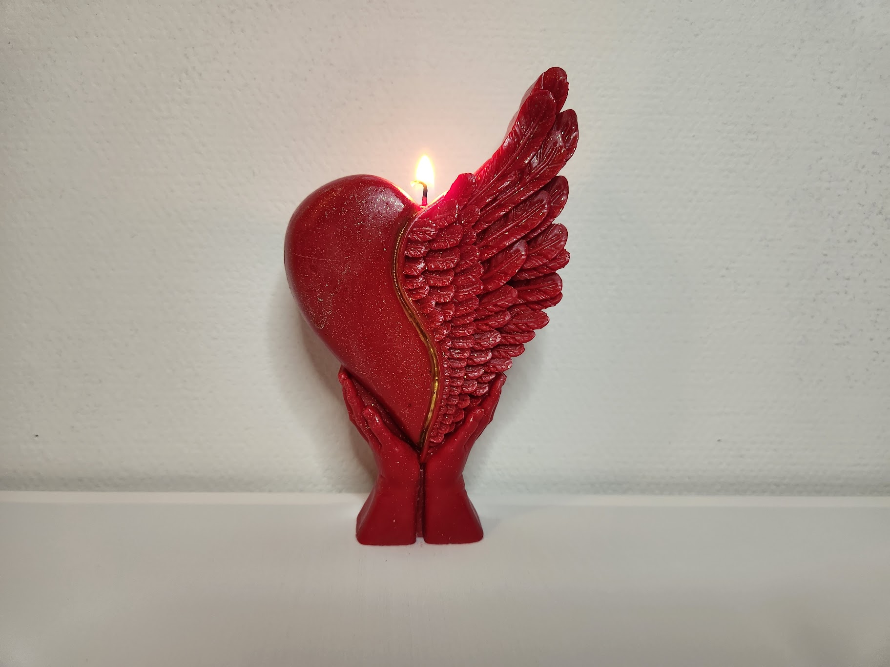 bougie coeur et aile rouge
