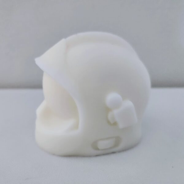 casque de pompier miniature en cire 7 cm