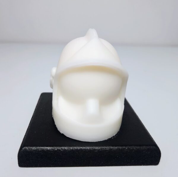 casque de pompier blanc en cire végétale et sans mèche