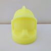 casque de pompier en cire jaune fluo vendu sans mèche 7 x 7 cm